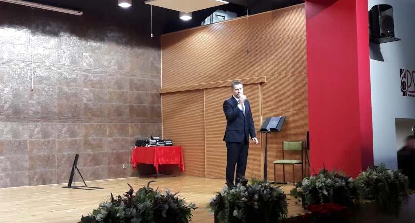 Zdjęcie: Jakub Miernik. Otwarcie uroczystości w PSM przez Włodzimierza Sojkę