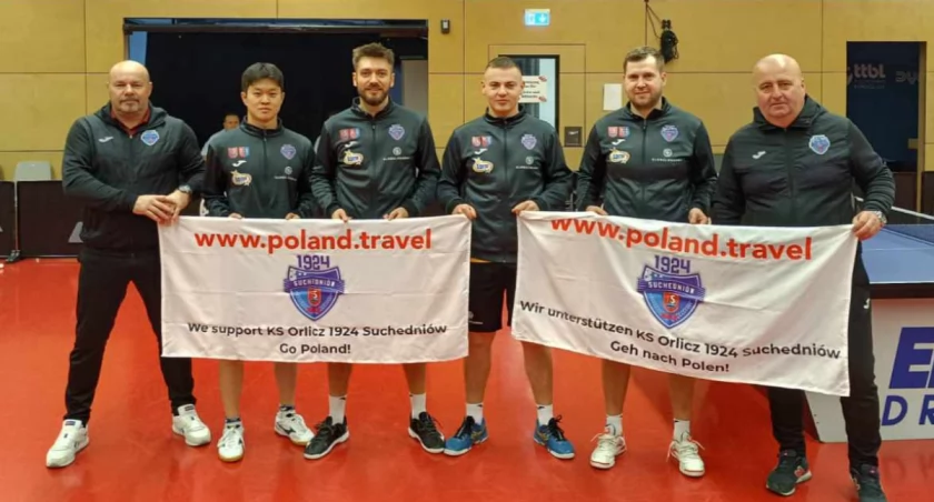 Zdjęcie: Orlicz 1924 Suchedniów.   Ekipa KS Global Pharma jest już w w niemieckim Karlsruhe