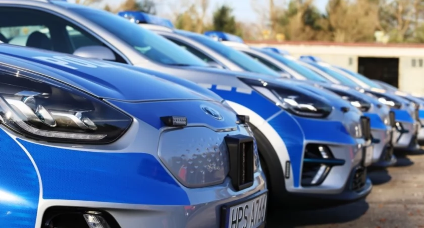Policjanci zatrzymali mężczyznę na przystanku autobusowym 