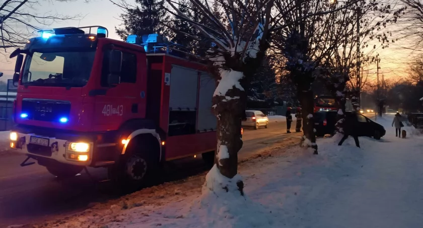 Na miejscu pracowały zastępy z JRG