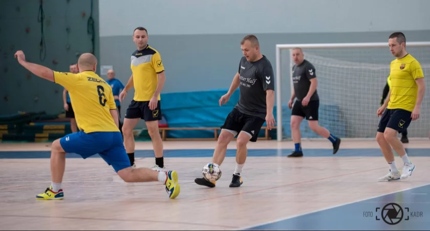 Piłkarze amatorzy rozegrali 4. kolejkę HALPN. Fot. Dariusz Ocias 