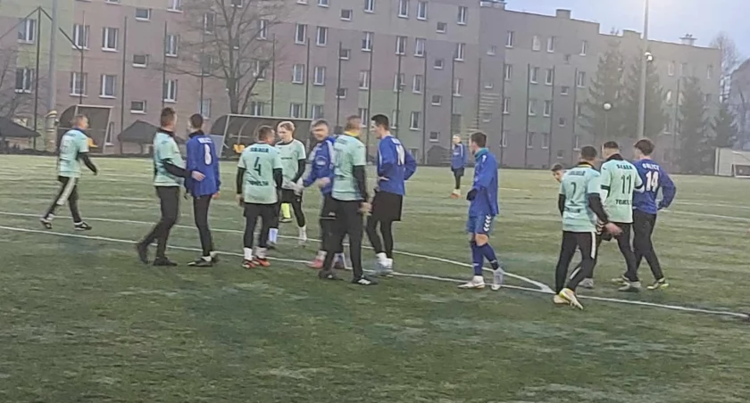 Orlicz Suchedniów rozgromił w sparingu Skałę Tumlin 9:1. Zdjęcie MKS Orlicz Suchedniów 