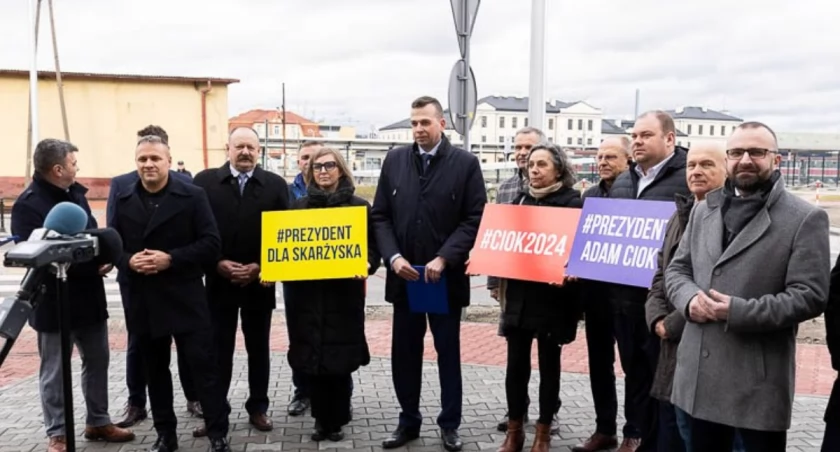 Komitet Wyborczy  Wyborców Samorząd 24 zaprezentował swoich liderów. Foto. Mariusz Busiek  