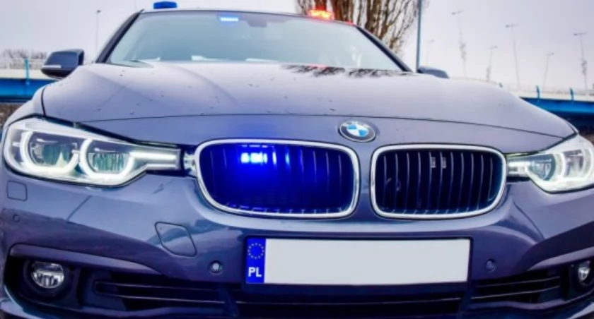 Sprawa 41-latka, który złamał zakaz prowadzenia pojazdów mechanicznych, zostanie skierowana do odpowiednich organów ścigania