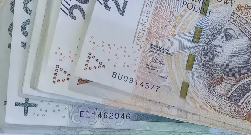 85-latka znalazła się na celowniuku oszustów 
