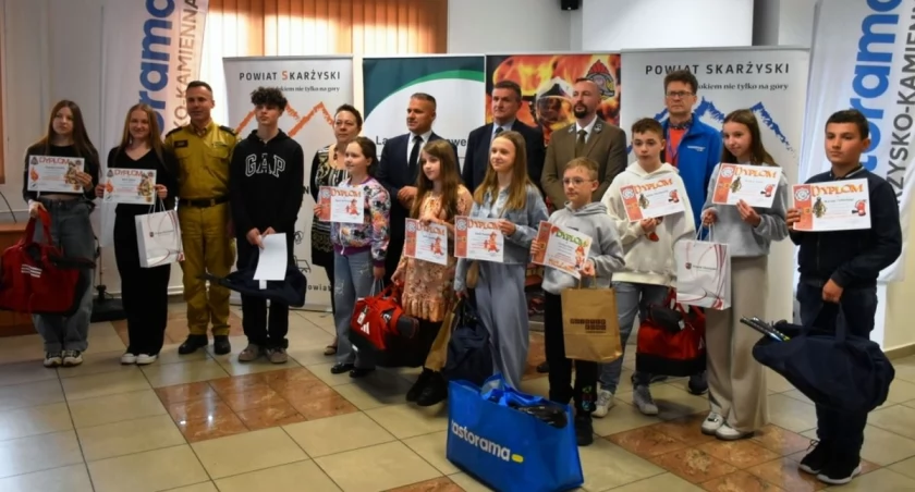 Laureaci finału powiatowego. Foto. PSP Skarżysko-Kamienna