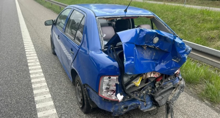 Podkom. Jarosław Gwóźdź, rzecznik prasowy skarżyskiej policji, podkreślił, że wszyscy kierujący pojazdami zostali przebadani na obecność alkoholu w organizmie