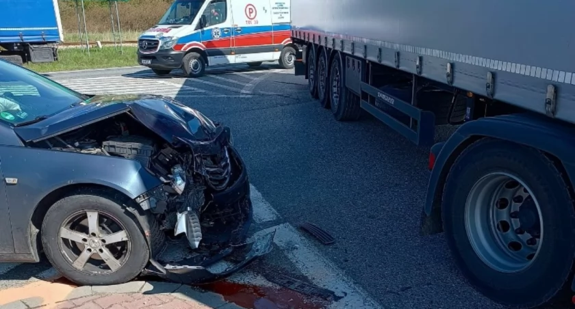 Okoliczności wypadku wyjaśniali policjanci 
