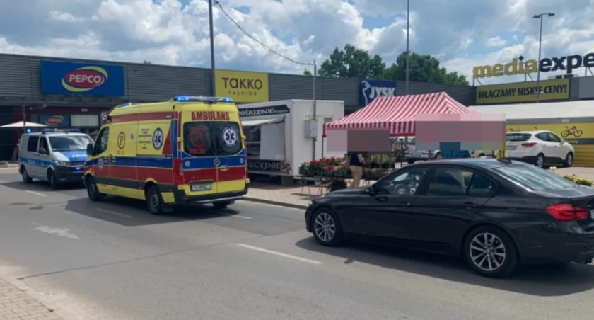 Funkcjonariusze KPP Skarżysko apelują do kierowców o zachowanie szczególnej ostrożności na drogach