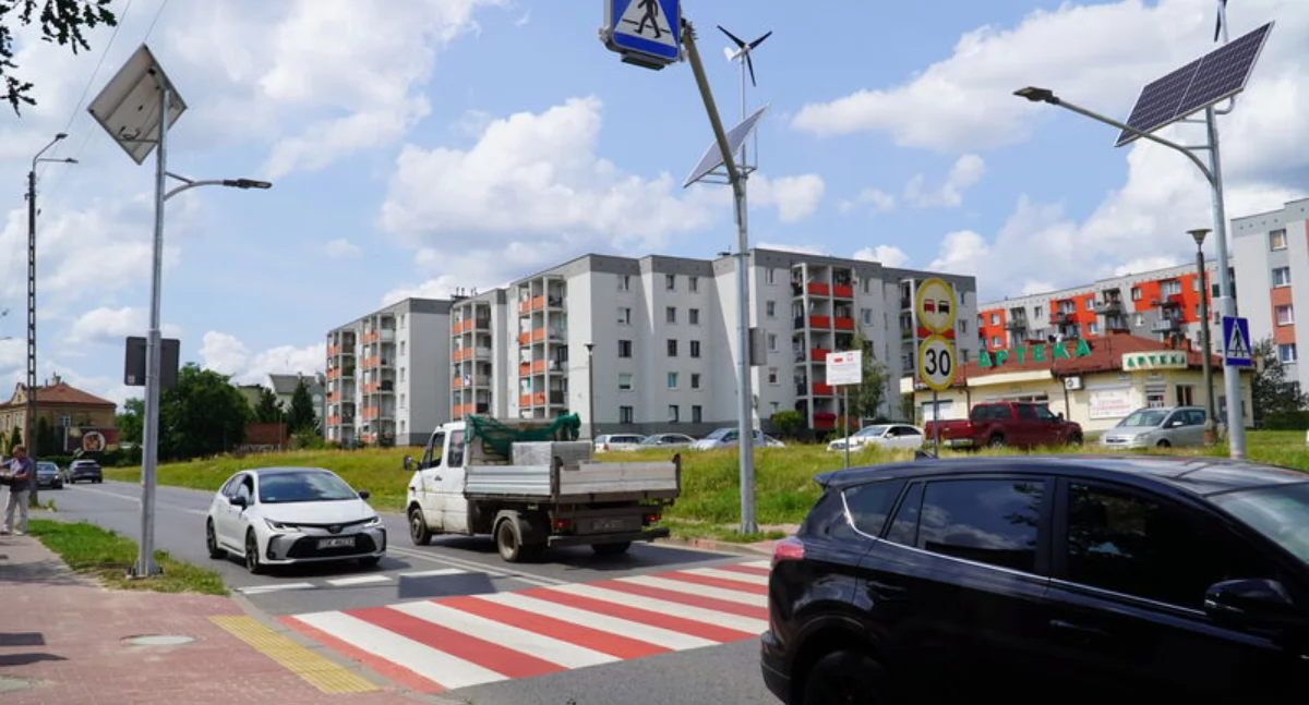 Informator Samorządowy Powiatu Skarżyskiego, Powiat Skarżyski zakończył przebudowę przejścia pieszych Żeromskiego Skarżysku Inwestycja została odebrana oddana użytku - zdjęcie, fotografia