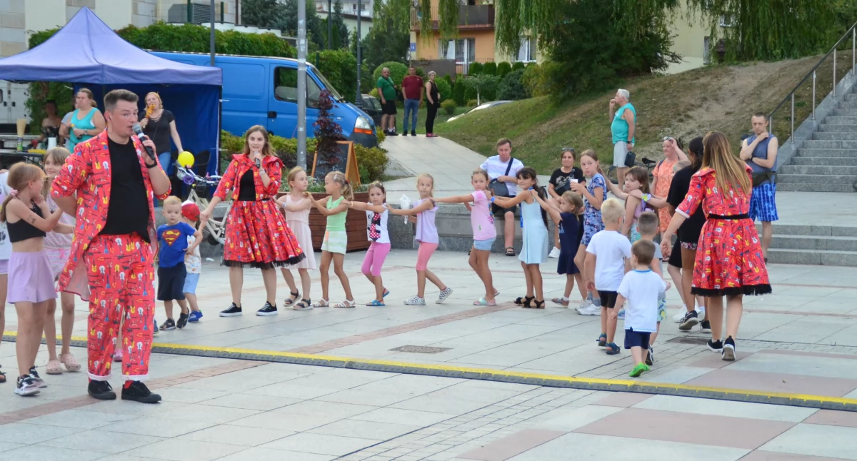 Imprezy plenerowe , Pożegnanie Wakacji Placu Staffa Wspaniałe Zakończenie Skarżysku - zdjęcie, fotografia