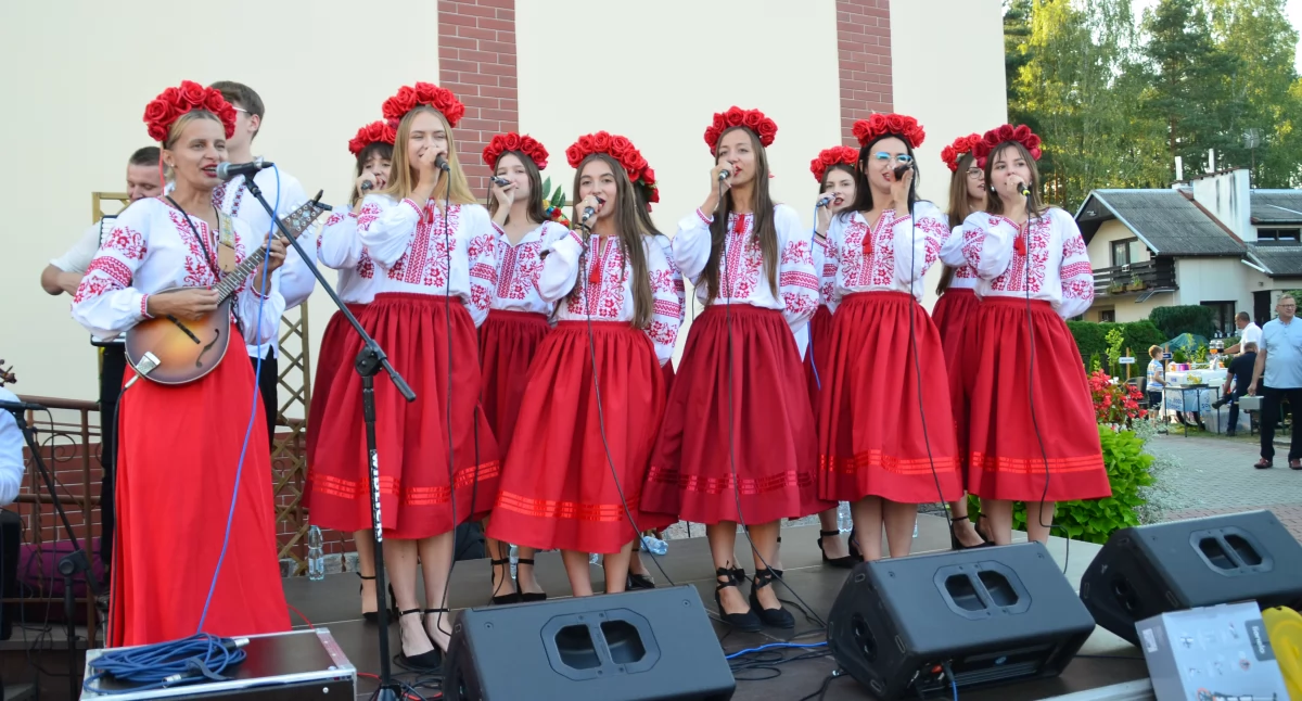 Imprezy plenerowe , Parafialny Festyn Osiedlu - zdjęcie, fotografia