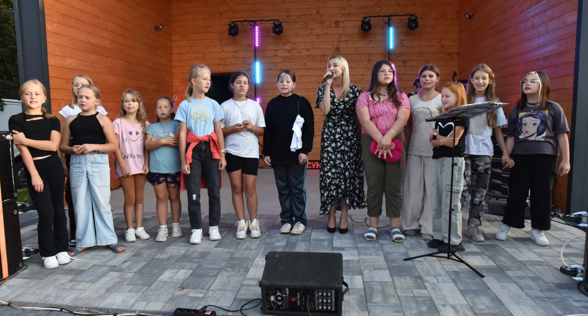 Imprezy plenerowe , edycja Pikniku Rodzinnego Święto Pieczonego Ziemniaka osiedlu Pogorzałe - zdjęcie, fotografia