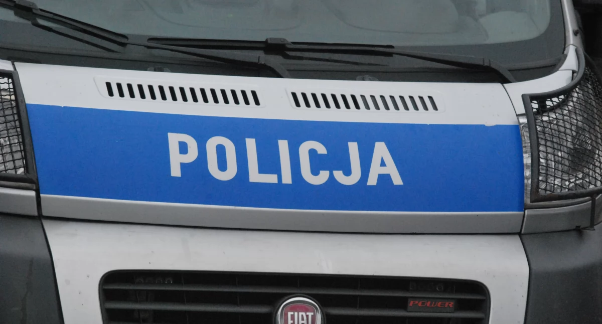 Kronika policyjna , Oszustwo terenie Skarżyska Kamiennej Przekazał - zdjęcie, fotografia