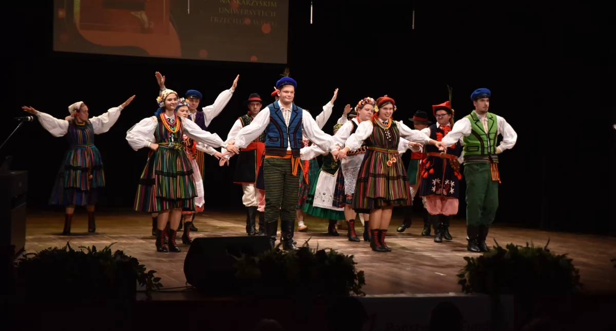 Edukacja, Inauguracja akademickiego 2024/2025 Uniwersytecie Trzeciego Wieku - zdjęcie, fotografia