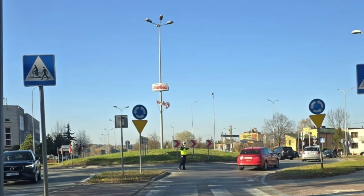 Kronika policyjna , Podsumowanie akcji Znicz drogach powiatu skarżyskiego wypadków nietrzeźwymi kierowcami - zdjęcie, fotografia