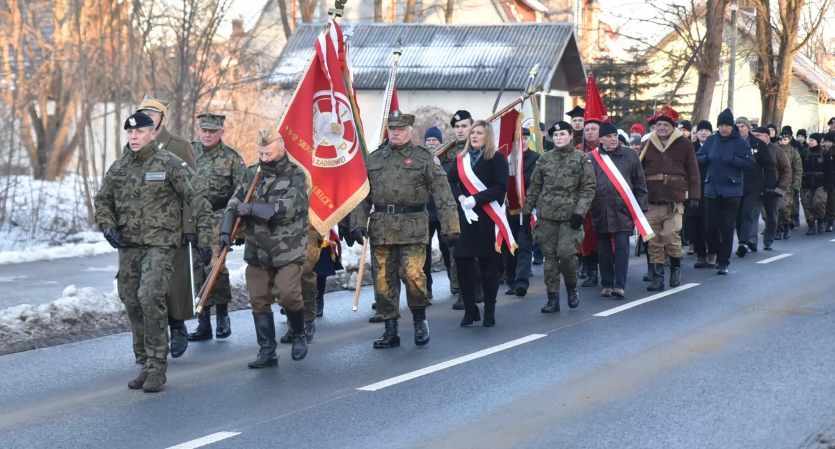Uroczystości , XXXII Marsz Szlakiem Powstańców Styczniowych - zdjęcie, fotografia