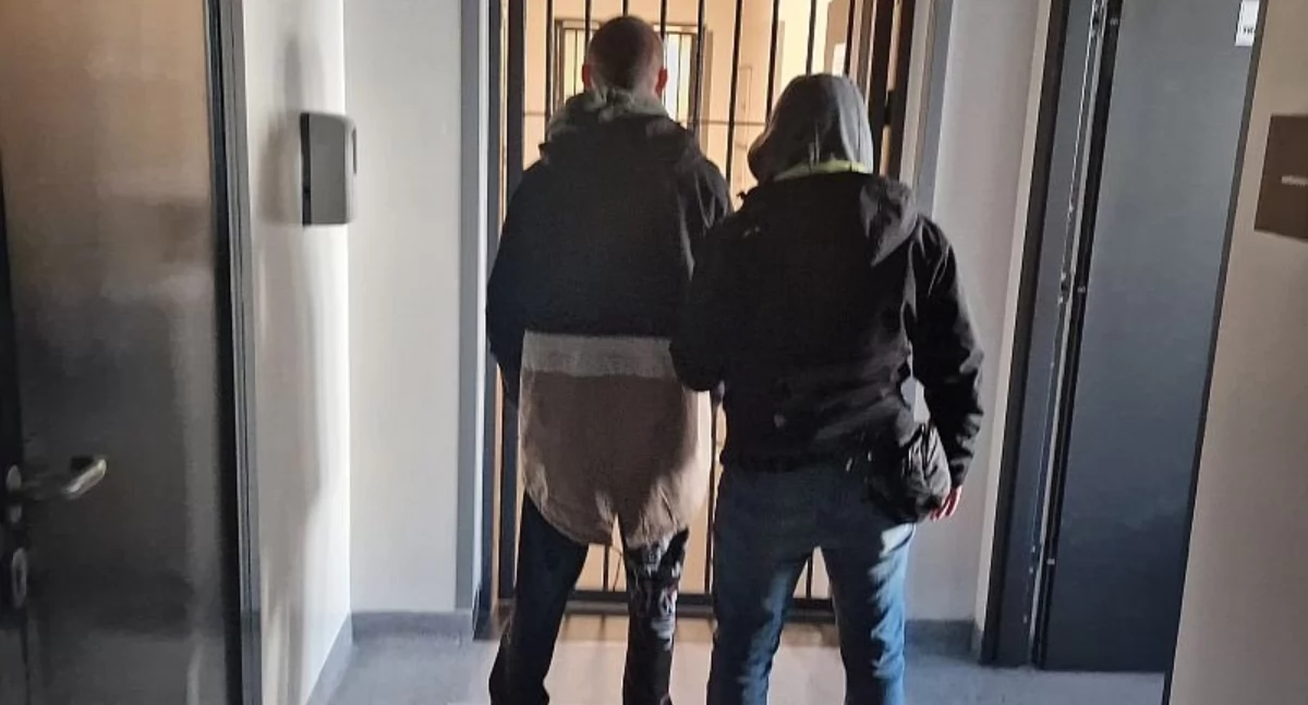Kronika policyjna , Skarżyszczanin zatrzymany posiadanie narkotyków Policyjny dozór majątkowe poręczenie zakaz opuszczania kraju - zdjęcie, fotografia