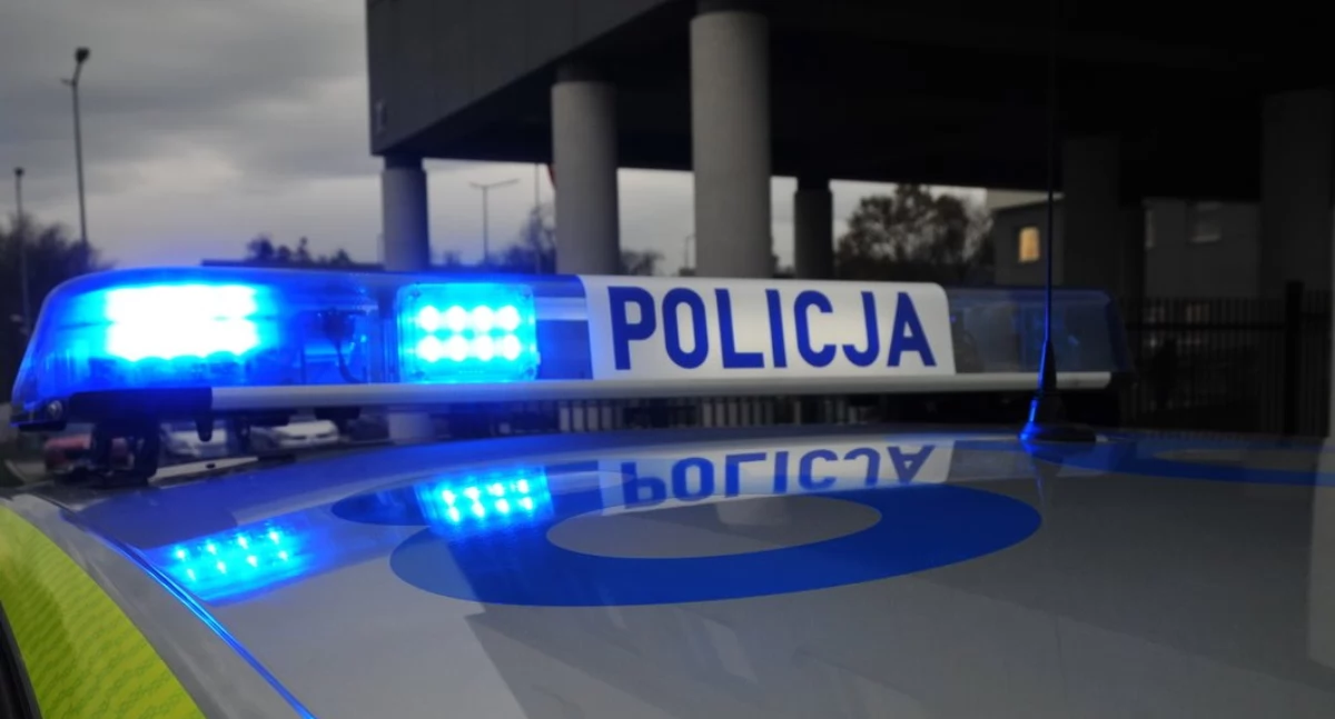 Kronika policyjna , latka Skarżyska Kamiennej oszukana metodą policjanta Spakowała oszczędności przekazała mężczyźnie - zdjęcie, fotografia