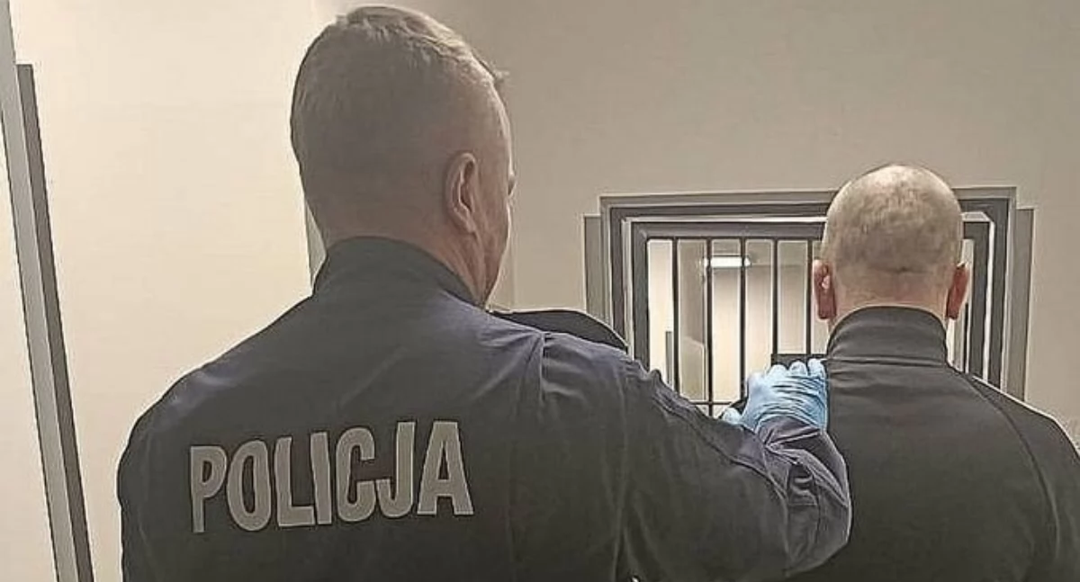 Kronika policyjna , Skarżyscy policjanci zatrzymali pięciu poszukiwanych mężczyzn stosował sądowego wyroku - zdjęcie, fotografia