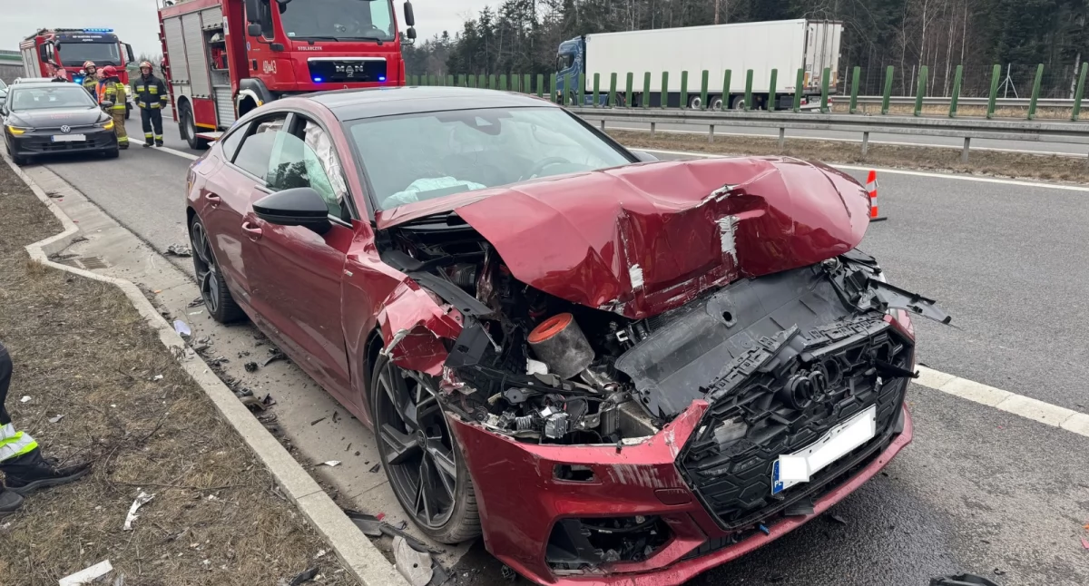 Wypadki , Wypadek między Skarżyskiem Zachód Skarżyskiem Północ Jedna osoba ranna - zdjęcie, fotografia
