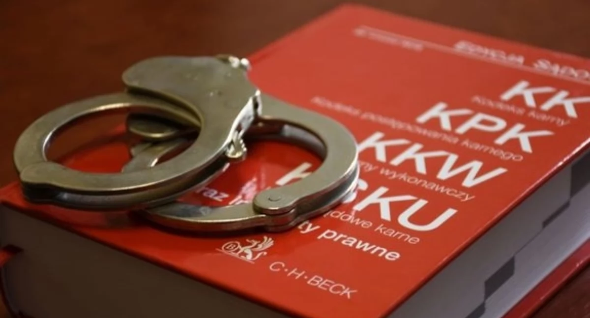 Kronika policyjna , Kradzież kosmetyków drogerii Skarżysku Kamiennej Wykorzystał nieuwagę personelu - zdjęcie, fotografia