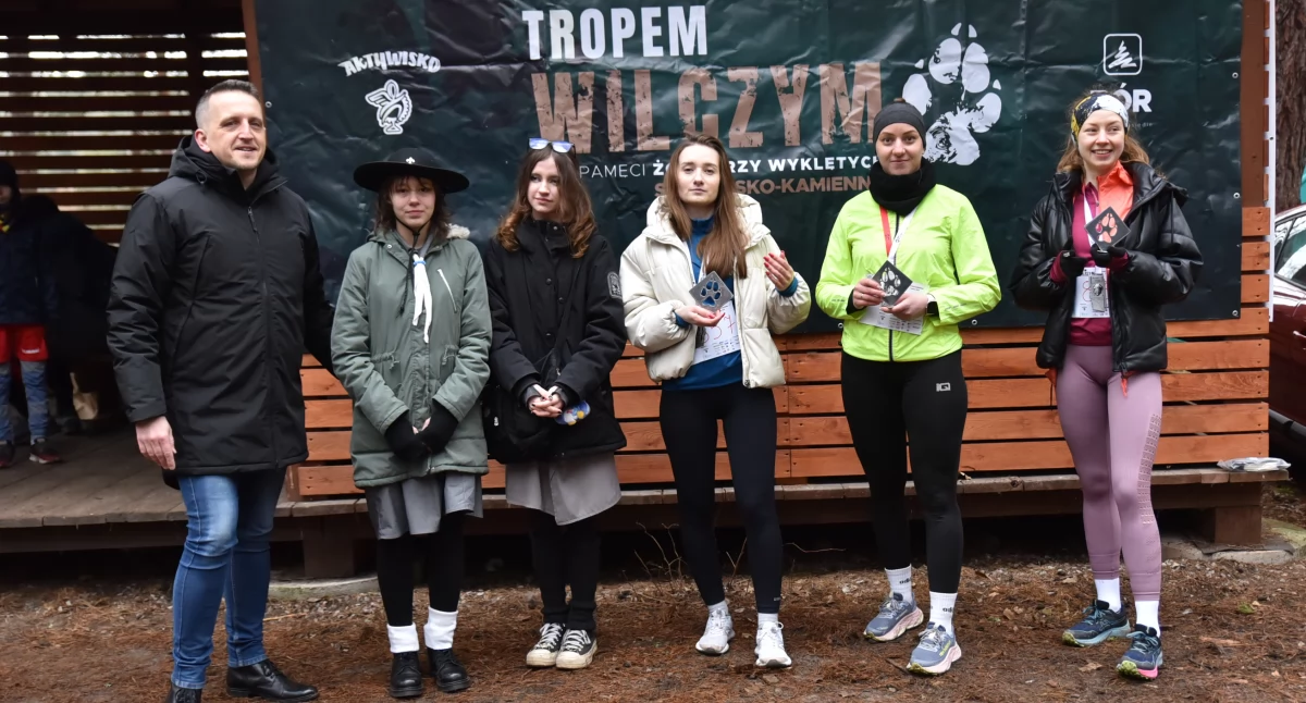 Imprezy plenerowe , Tropem Wilczym Skarżysku Kamiennej setki uczestników starcie - zdjęcie, fotografia