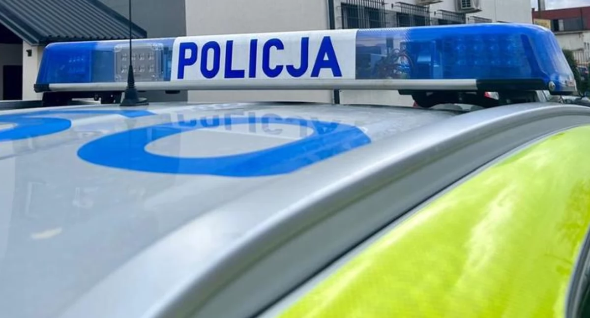 Kronika policyjna , letni mężczyzna zatrzymany nielegalne posiadanie broni amunicji - zdjęcie, fotografia