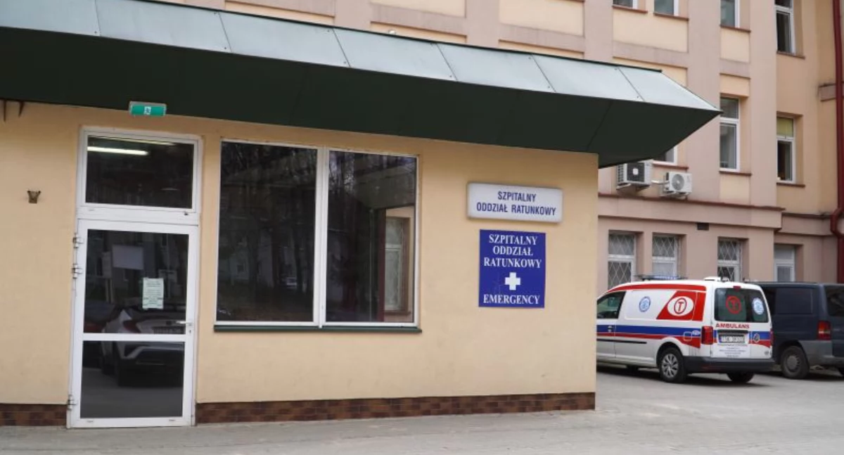 Informator Samorządowy Powiatu Skarżyskiego, Niebawem ruszy modernizacja Szpitalu Powiatowym Skarżysku Kamiennej Umowa wykonawcą podpisana - zdjęcie, fotografia