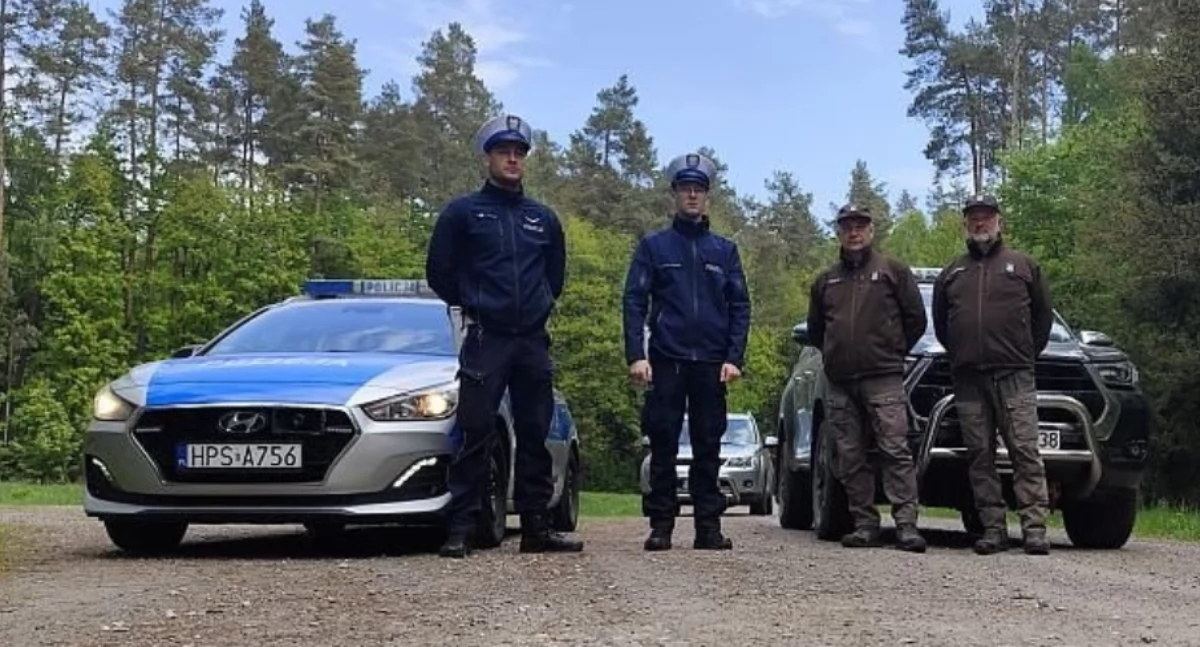 Kronika policyjna , Wspólna akcja policji straży leśnej Działania Rezerwat powiecie skarżyskim - zdjęcie, fotografia