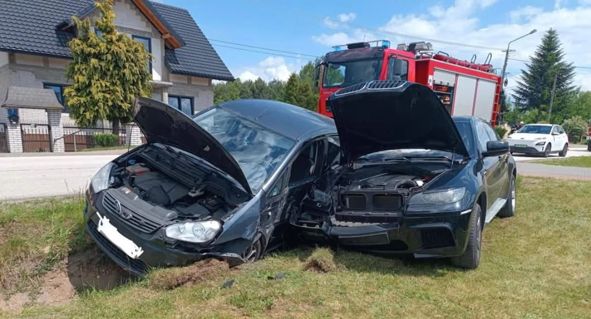 Wypadki , Wypadek drogowy miejscowości Kierz Niedźwiedzi ostrożności miał kluczowe znaczenie - zdjęcie, fotografia