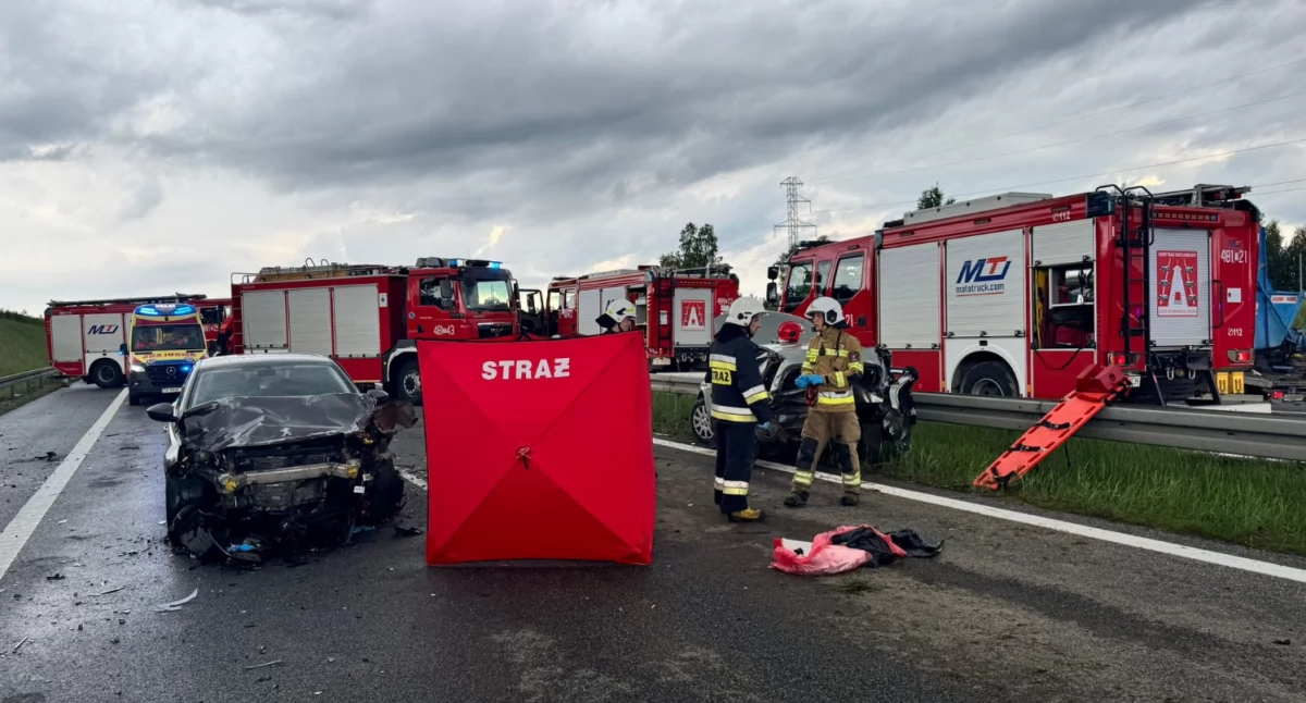 Wypadki , Tragiczny wypadek trasie żyje letnia kobieta - zdjęcie, fotografia