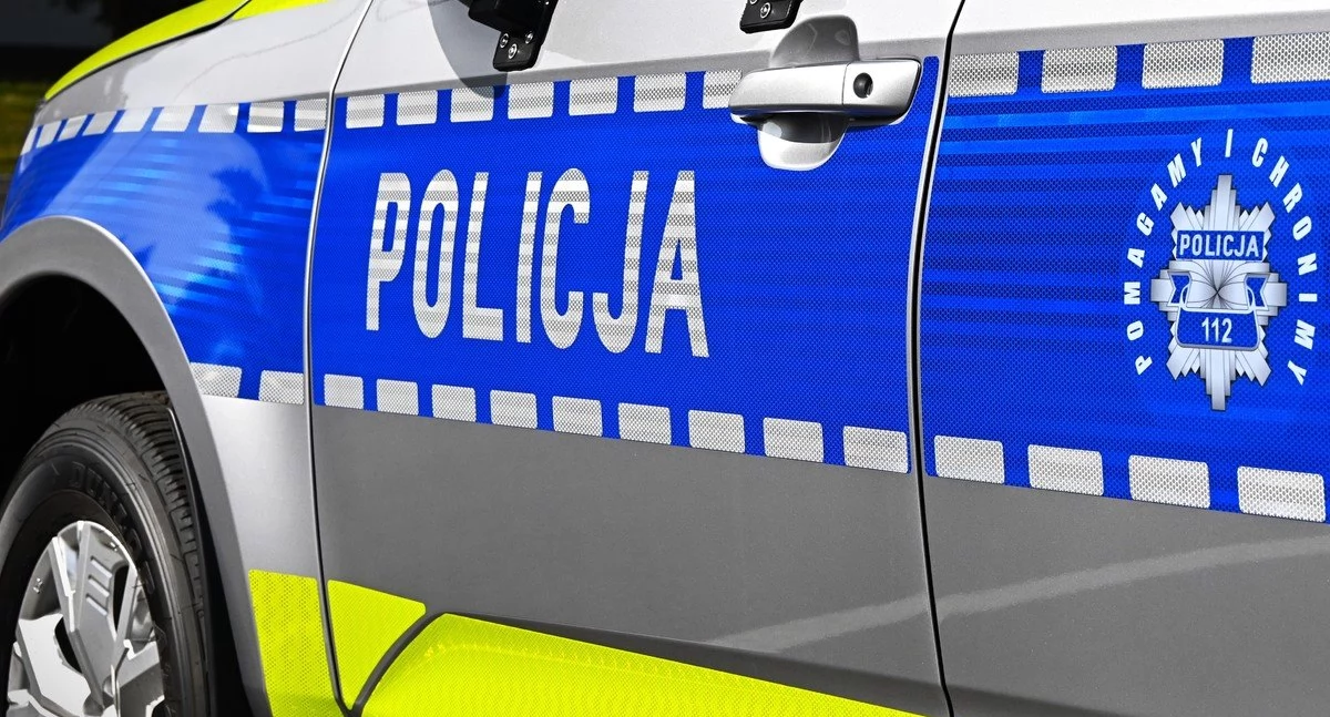 Kronika policyjna , Skarżyscy policjanci zatrzymali dwóch poszukiwanych latków Ścigany przez warszawską prokuraturę - zdjęcie, fotografia