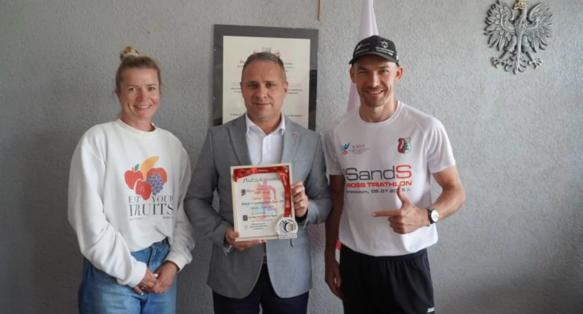Informator Samorządowy Powiatu Skarżyskiego, Podziękowania Powiatu wspieranie sportu kolejne triathlonowe wyzwania suchedniowianki Justyny Żołądek - zdjęcie, fotografia