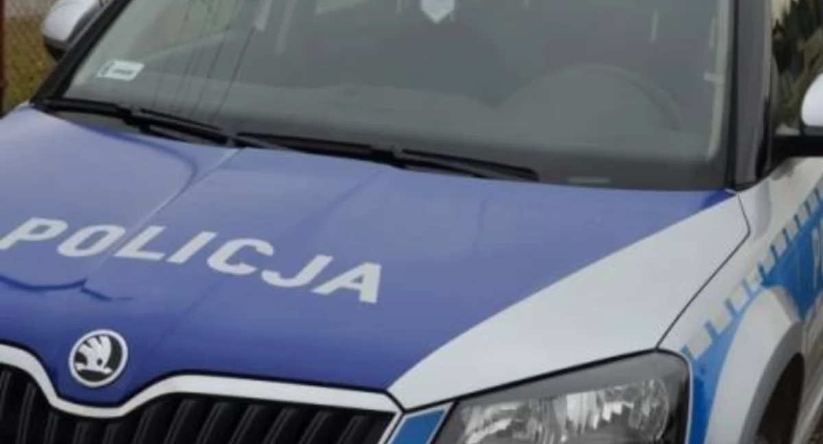 Wypadki , Pijany kierowca wjechał market Suchedniowie Zatrzymał policjant służbie - zdjęcie, fotografia