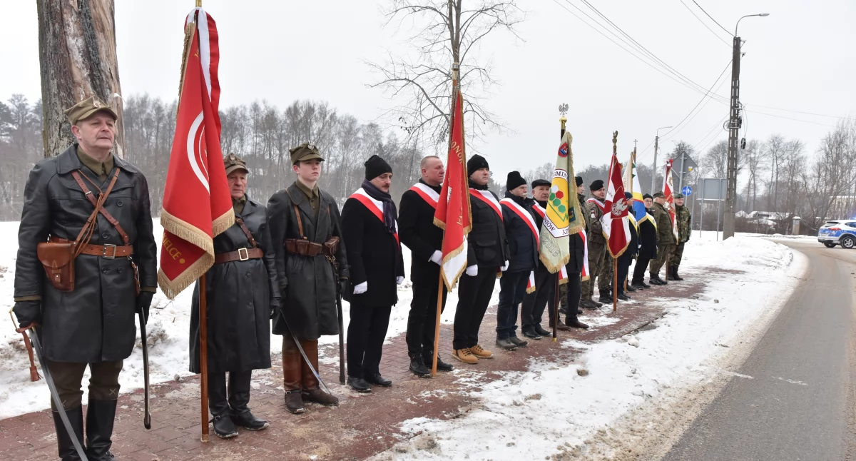 Wydarzenia , Suchedniów XXXIII Marsz Szlakiem Powstańców Styczniowych - zdjęcie, fotografia
