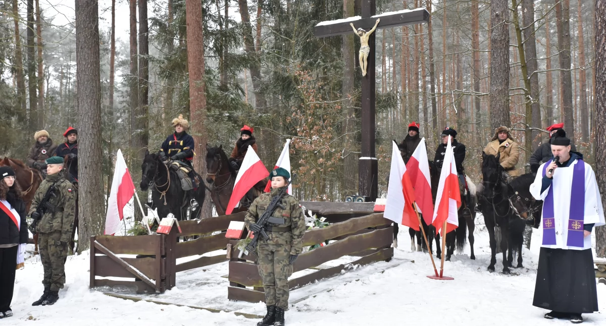 Wydarzenia , Skarżysko Kościelne Pamięć Powstaniu Styczniowym wciąż żywa - zdjęcie, fotografia