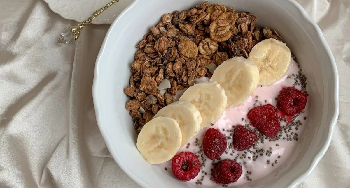 Materiały promocyjne, Deser śniadanie Sprawdź zrobić zdrowo! - zdjęcie, fotografia