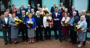 14. par ze Skarżyska świętowało Złoty Jubileusz. Dostali odznaczenia od prezydenta Polski 