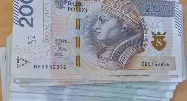 Znaleziono pieniądze w Skarżysku-Kamiennej. Kto je zgubił?