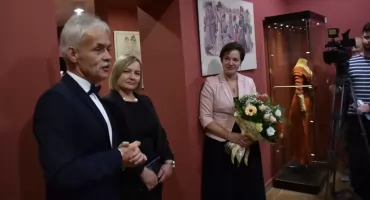 Nowa wystawa w Muzeum im. Orła Białego – można zobaczyć XIX-wieczne stroje 