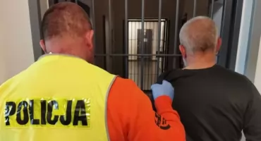 Zaatakował policjantów w Skarżysku-Kamiennej. Jest prokuratorski akt oskarżenia