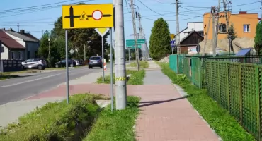 Chodnik przy drodze powiatowej w Grzybowej Górze już po remoncie