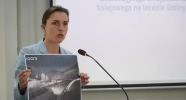 XX sesja Rady Powiatu Skarżyskiego – decyzje radnych i podziękowania dla długoletniego inspektora sanitarnego