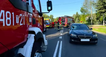 Tragiczny poranek na starej S7. Nie żyje kobieta potrącona podczas przebiegania przez jezdnię